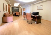 Oficinas en venta con 177m² en Albolote, Calle Motril foto