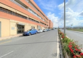 Oficinas en venta con 177m² en Albolote, Calle Motril foto