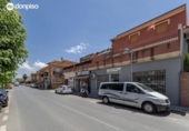 Local comercial
en venda
amb 75m² a Gabia Grande, Calle Aracena foto