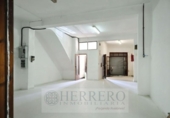 Local comercial en venta con 156m² en Gandía, Calle de la Exportación foto