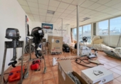 Local comercial en venta con 200m² en Denia foto