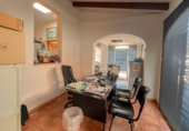 Local comercial en venta con 200m² en Denia foto