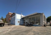 Local comercial en venta con 200m² en Denia foto