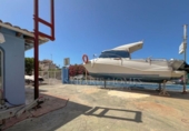 Local comercial en venta con 200m² en Denia foto