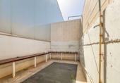 Local comercial en venta con 200m² en Denia foto