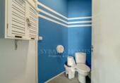 Local comercial en venta con 200m² en Denia foto