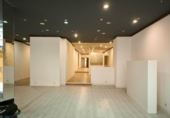 Local comercial en venta con 400m² en Vitoria, en la zona de Ariznabarra foto