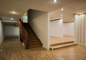Local comercial en venta con 400m² en Vitoria, en la zona de Ariznabarra foto