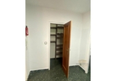 Oficina en venta con 68m² en León, en la zona de Eras de Renueva, Avenida de los Reyes Leoneses foto