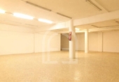 Local comercial en venta con 385m² en Mollet del Vallès, Plaça dels Masovers foto