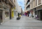 Local comercial
en venda
amb 80m² a Còrdova, a la zona de Santiago, Calle Leiva Aguilar foto