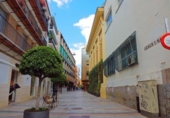 Local comercial
en venda
amb 80m² a Còrdova, a la zona de Santiago, Calle Leiva Aguilar foto