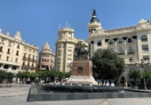Local comercial
en venda
amb 80m² a Còrdova, a la zona de Santiago, Calle Leiva Aguilar foto
