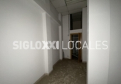 Local comercial en venta, traspaso con 235m² en Badalona, en la zona de Puigfred, Carrer dels Apenins foto
