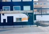 Local comercial en venta con 500m² en Vélez-Rubio foto