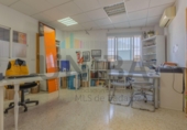 Nave Industrial en venta con 357m² en Badajoz foto