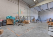 Nave Industrial en venta con 357m² en Badajoz foto