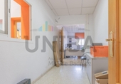 Nave Industrial en venta con 357m² en Badajoz foto