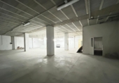 Local comercial en venta con 444m² en Loja foto