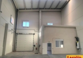 281m² warehouse industrial for rent in Valladolid, in the area of San Cristóbal Industrial Estate photo
