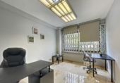 68m² office for rent in Alicante, Avenida Salamanca, 6 photo