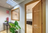 68m² office for rent in Alicante, Avenida Salamanca, 6 photo