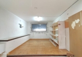 Local comercial Industrial en venta con 180m² en Oviedo, en la zona de Colloto foto