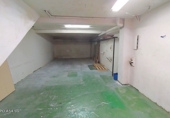 Local comercial Industrial en venta con 180m² en Oviedo, en la zona de Colloto foto