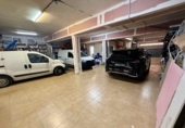 300m² commercial premises for sale in Tarrasa, in the area of The Maurina photo