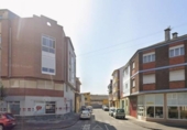189m² commercial premises for sale in Ponferrada, Avenida de Galicia photo