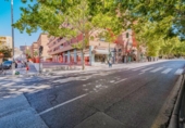 180m² cafeteria for sale in Granada, in the area of Low Enclosure of Cartuja, Calle Eras de Cristo photo