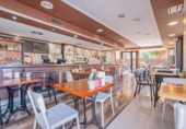 180m² cafeteria for sale in Granada, in the area of Low Enclosure of Cartuja, Calle Eras de Cristo photo