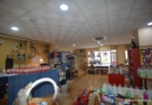 130m² commercial premises for sale in Orihuela, Avenida de Teodomiro photo