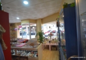 130m² commercial premises for sale in Orihuela, Avenida de Teodomiro photo