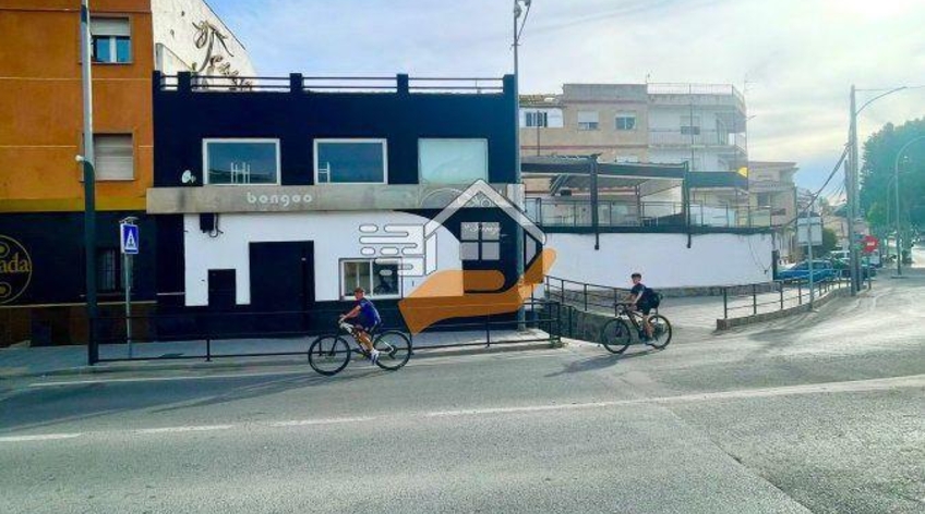 Local comercial