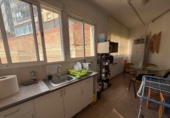 300m² commercial premises for sale in Tarrasa, photo