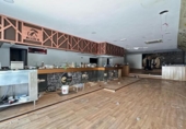 235m² bar for sale in La Alcudia, Calle de Santiago photo