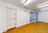 28m² commercial premises for sale in Seville, in the area of Nervion photo