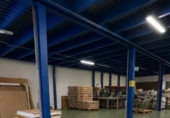 1070m² warehouse industrial for sale in Alcorcón photo