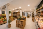 Local comercial en venta con 118m² en Laredo foto
