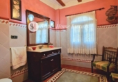 586m² building for sale in Játiva photo