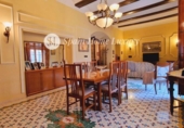586m² building for sale in Játiva photo