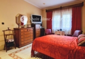 586m² building for sale in Játiva photo