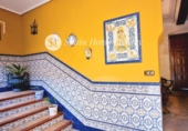 586m² building for sale in Játiva photo