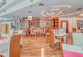 2000m² hotel for sale in Alcira photo