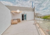 2000m² hotel for sale in Alcira photo