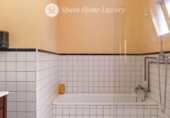 1200m² hotel for sale in Guaro photo
