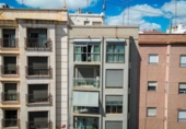 Local comercial
en venda
amb 144m² a Elx, Calle Velarde foto