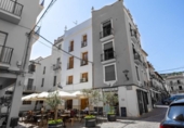 Hotel en venta con 138m² en Sagunto, Calle Romeo foto