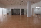 Local comercial en venta con 231m² en Montijo, Avenida de Colón foto
